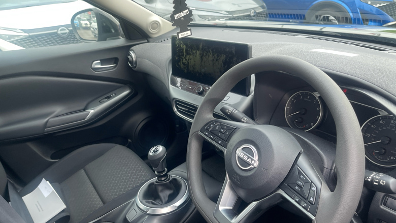 Nissan Juke 1.0 DiG-T Acenta Premium 5dr Petrol Hatchback